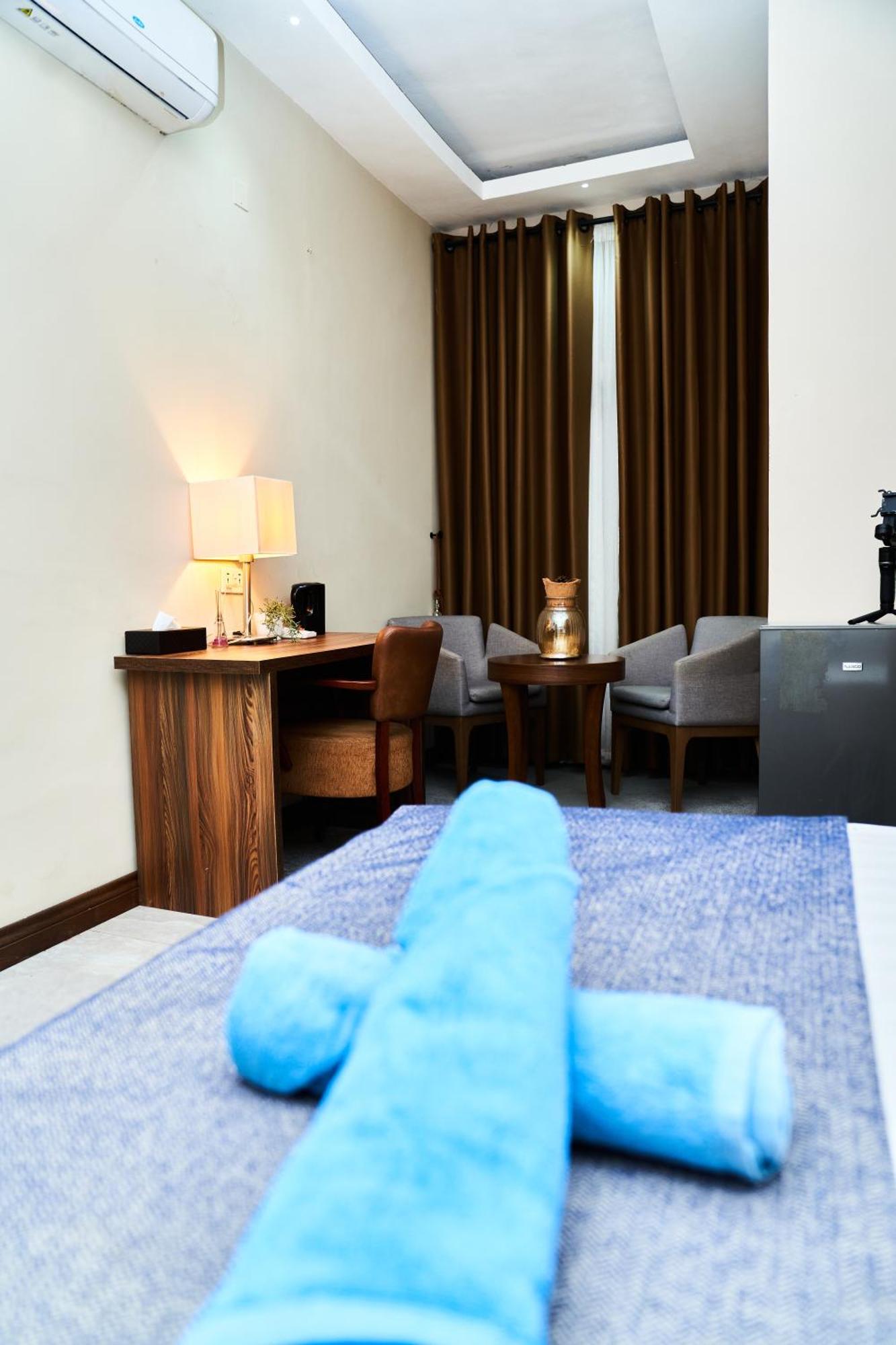 Grand Casamora Hotel Ogbodjo Экстерьер фото
