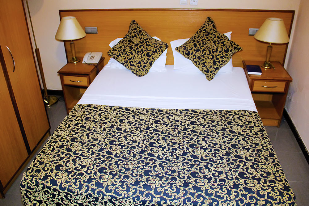 Grand Casamora Hotel Ogbodjo Экстерьер фото