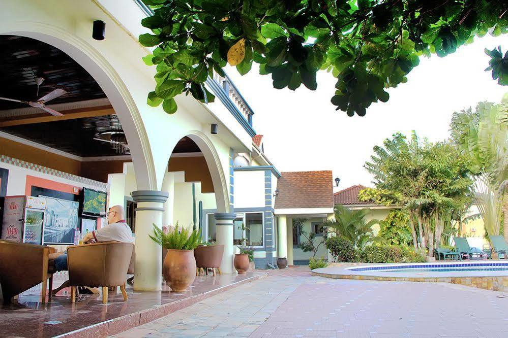 Grand Casamora Hotel Ogbodjo Экстерьер фото
